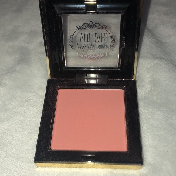 Pretty Vulgar blush - Picture 2 of 3